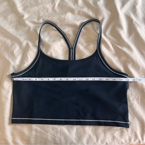 Nike One Training Dri-Fit stitch detail cropped ribbed tank in black new SZ XL - Picture 4 of 6